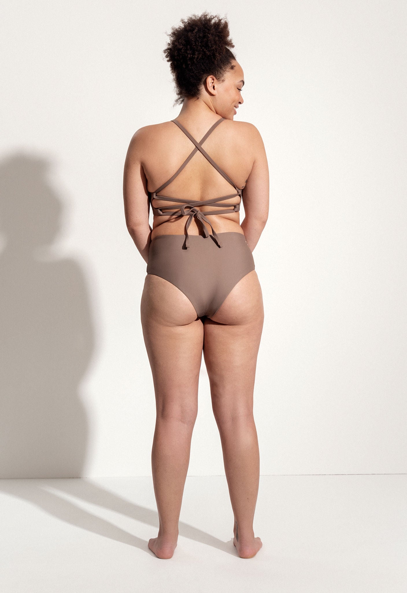 Freda Bikini Bottoms in Brown