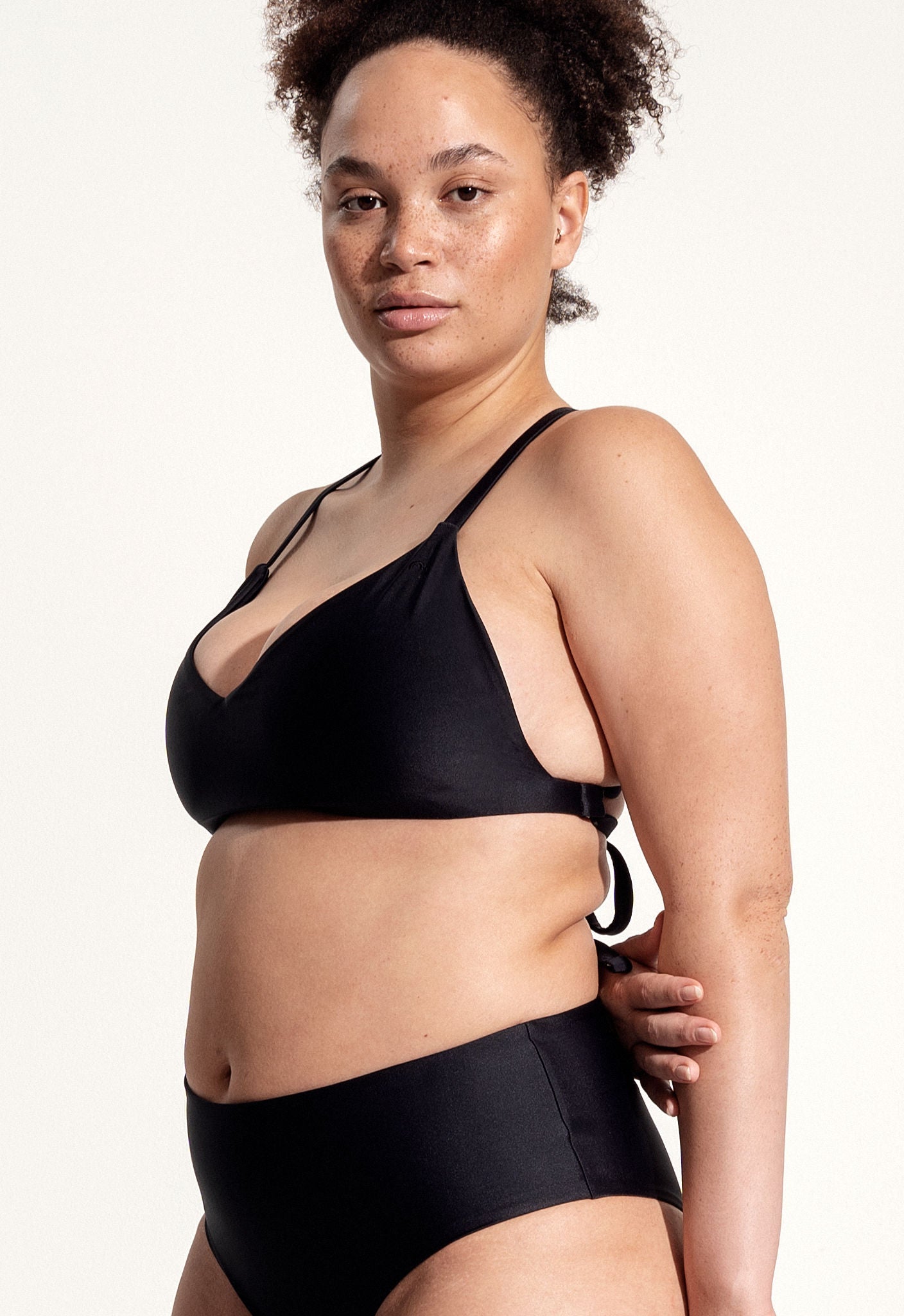Dara Bikini Top in Black