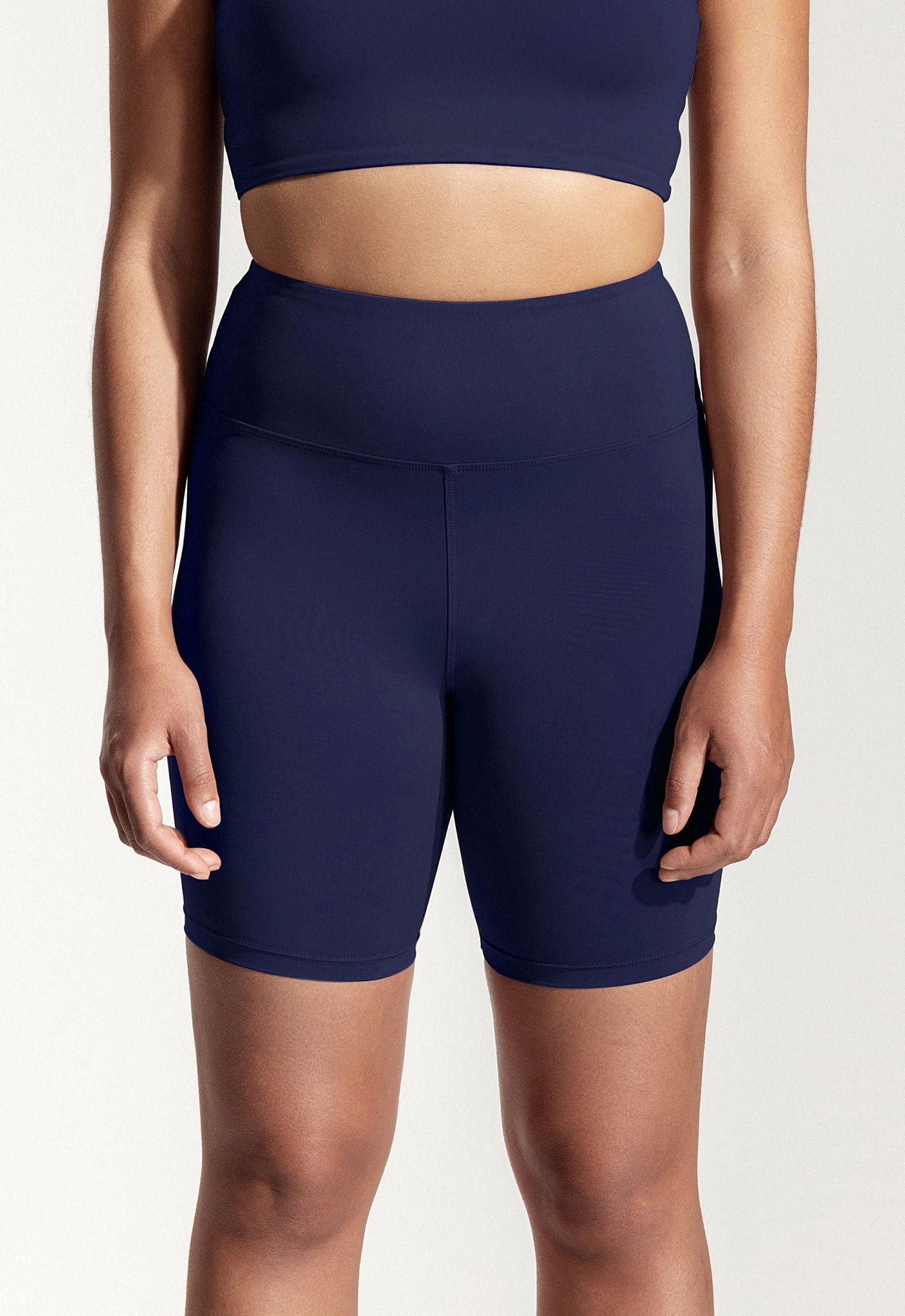 Gale Shorts in Dark Blue