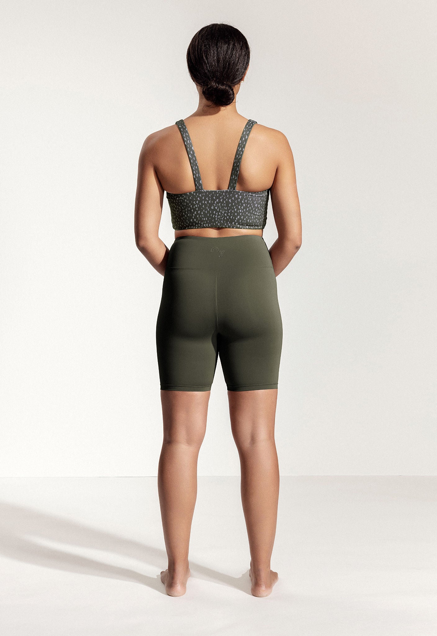 Gale Shorts in Pine Green