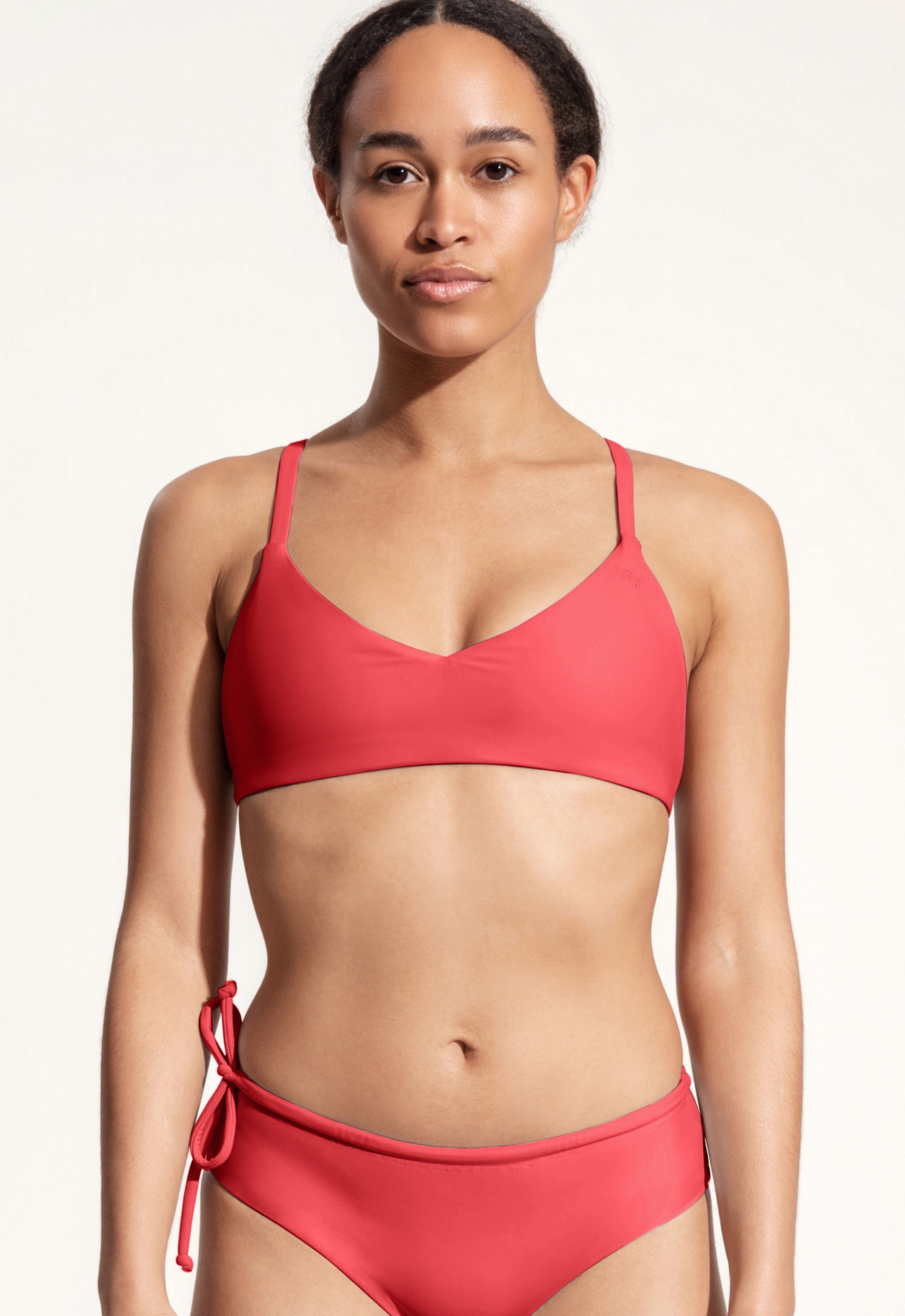 Dara Bikini Top in Strawberry